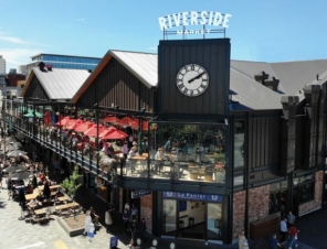 Riverside market